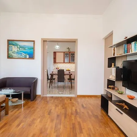Erasmia- House 1 Ground Floor Свороната