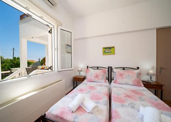 Сasa de vacaciones Erasmia- House 1 Ground Floor Svoronata